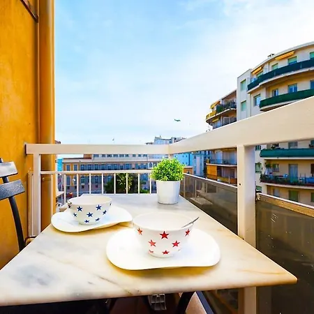 The Sea Side -Cosy Studio Seaside Balcony-Ac *